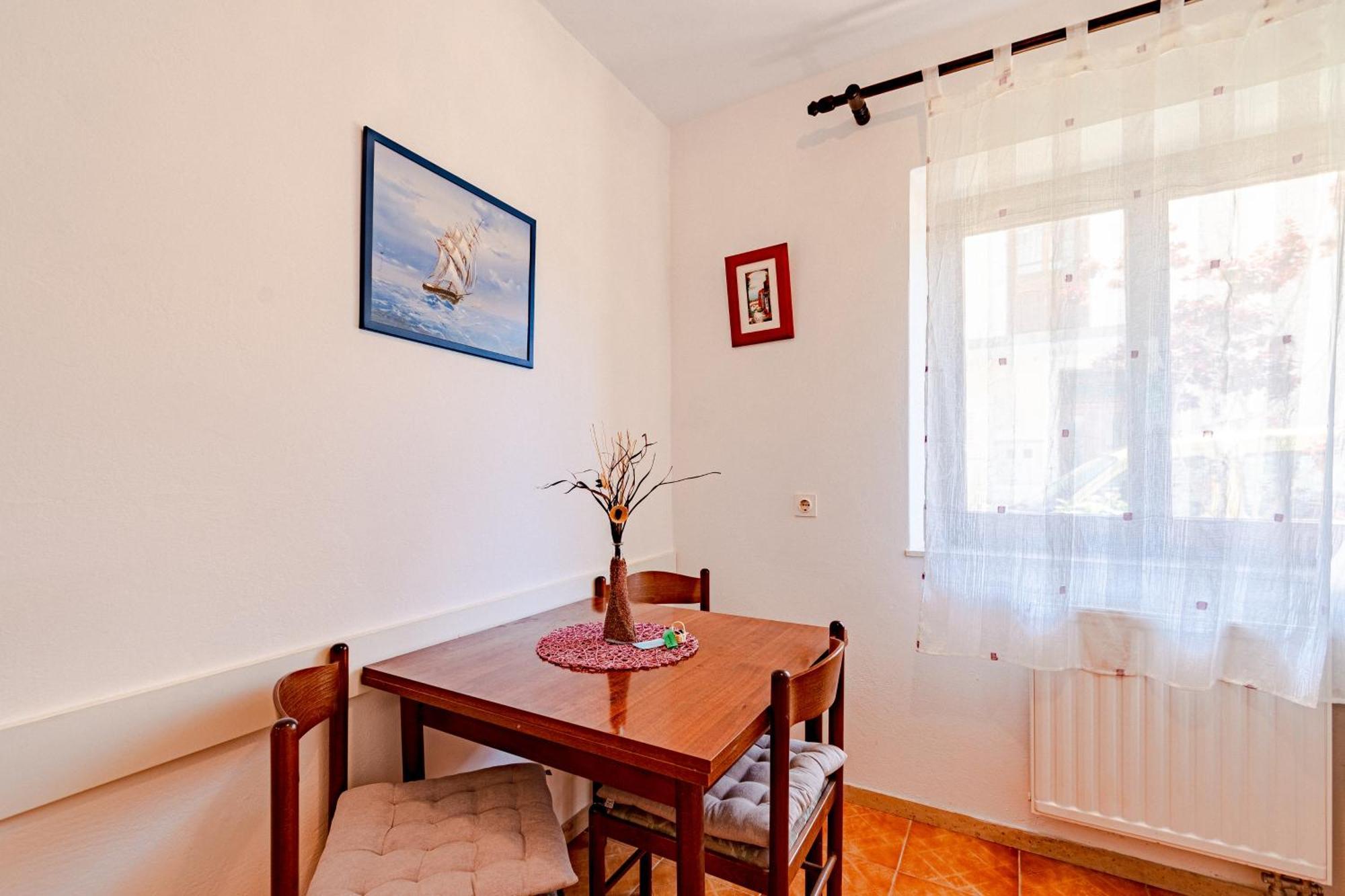 Apartments And Rooms With Parking Space Mali Ston Ruang foto